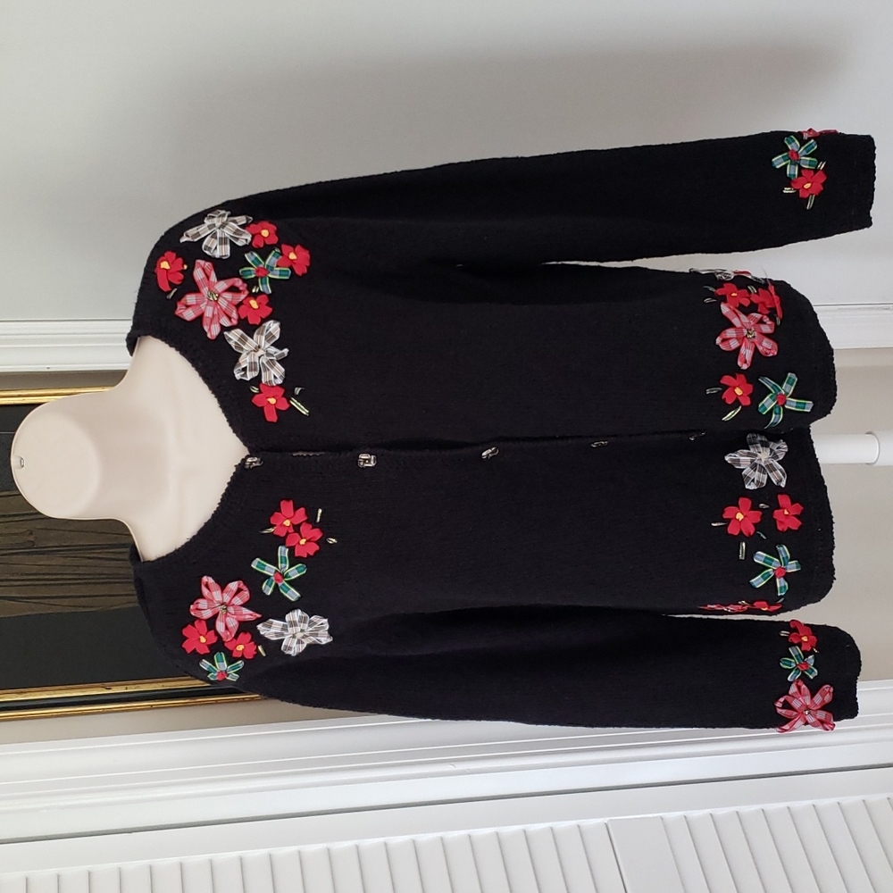 Northern Isles Christmas Bows Cardigan Size S